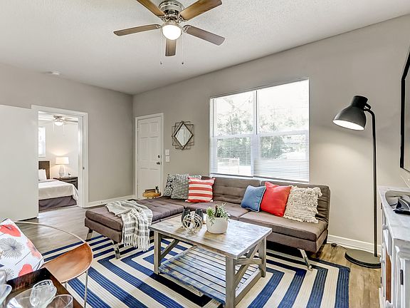 4th image of 5337 Camille Ave
