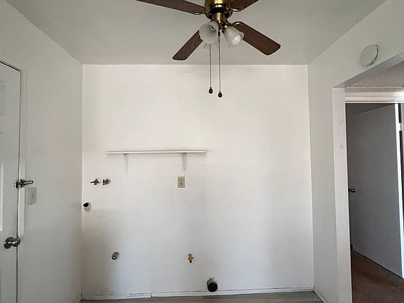 4th image of 493 Avenida Calandria