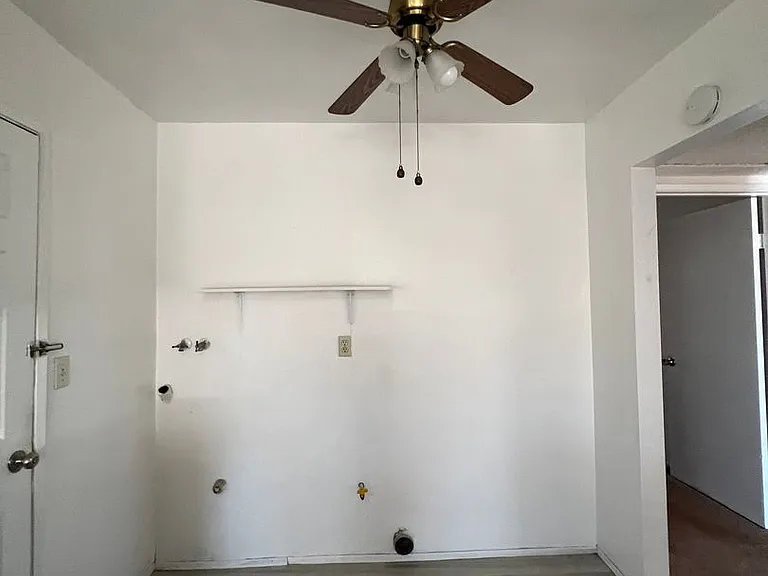 493 Avenida Calandria — Photo 4