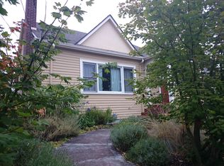 930 N 77th St, Seattle, WA 98103