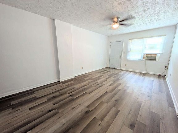4th image of 7436 Grant Ave