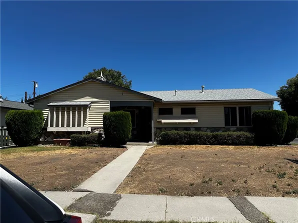 23301 Hamlin St, West Hills, CA 91307