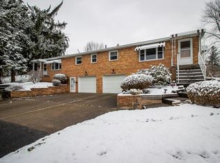 4307 Lake Heights Rd NW, Canton, OH 44708