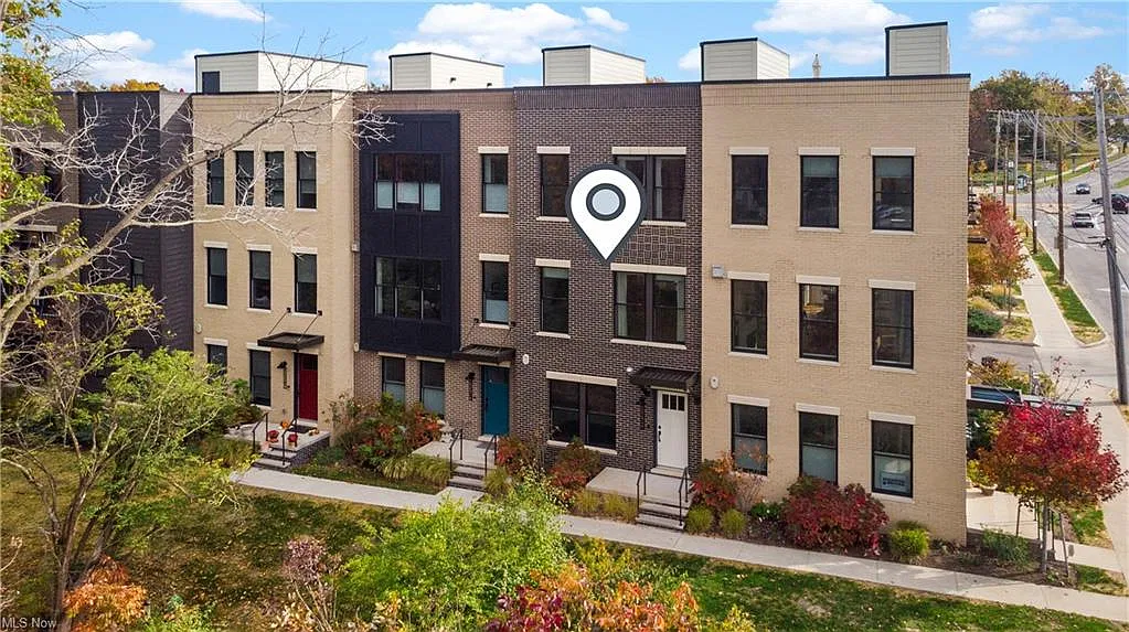 N Park Pl, Cleveland — Photo 1