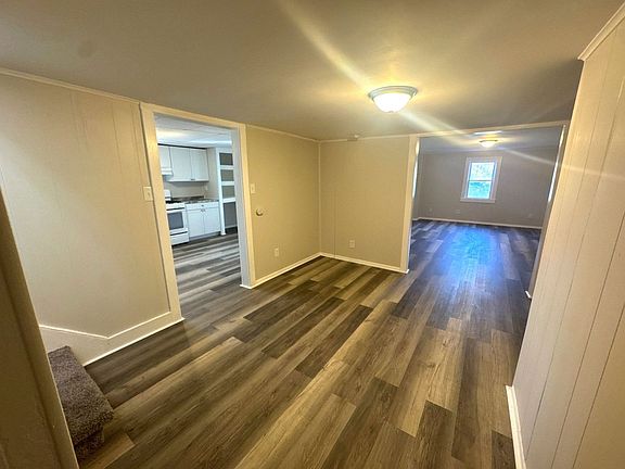 3rd image of 1722 North Ave