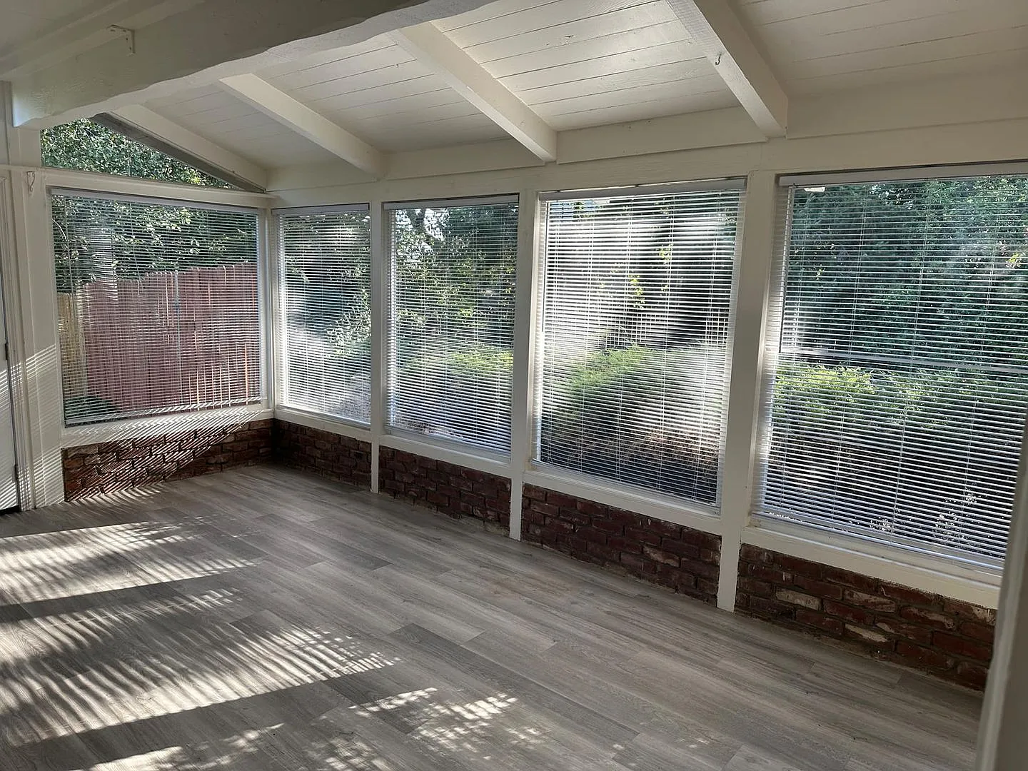 110 Colonial Dr, Auburn, CA 95603 3 Bed | 2 Bath | 1,376 sqft | Single Family Home — Photo 2