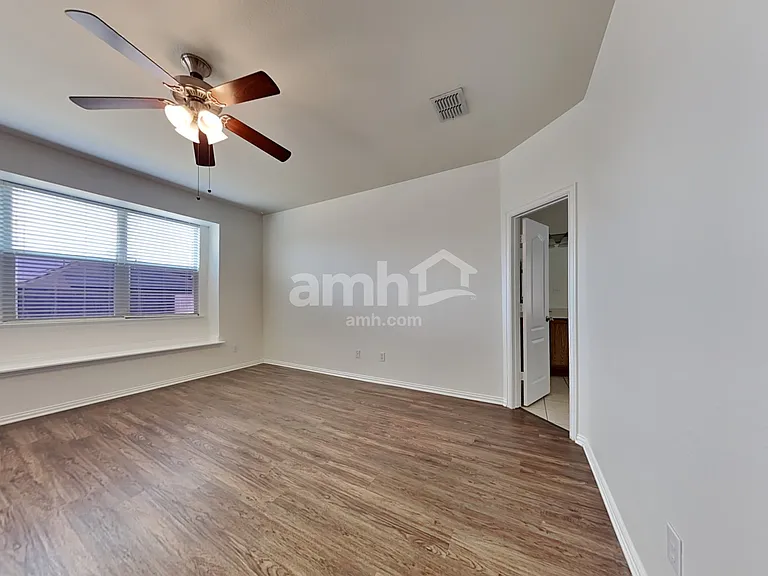 2709 Evening Mist Dr — Photo 13