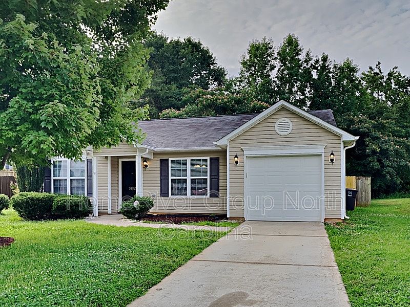 1st image of 3582 Sydney Oaks Dr