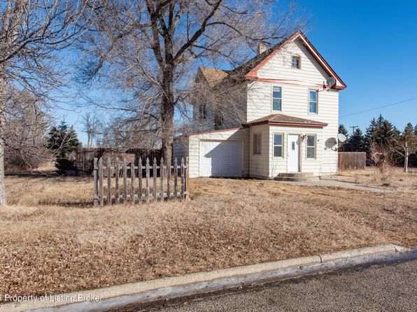 214 Cliff St, Gladstone, ND 58630