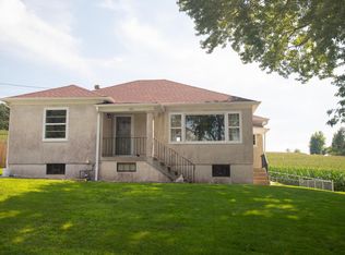 401 Glass St, Oakland, IA 51560