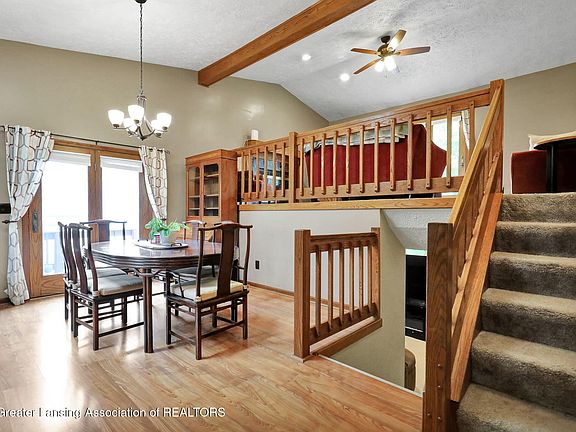 3rd image of 5010 Westhaven Blvd