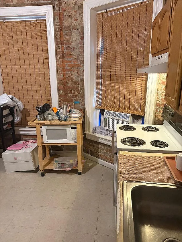 1 bed, 1.0 bath, 800 sqft, $1,225 — Photo 3