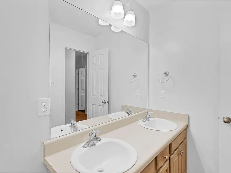 8352 Preakness Ct — Photo 28