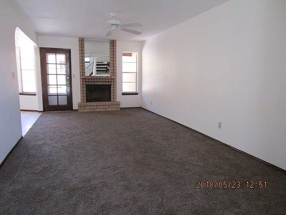 3rd image of 3112 Voss Dr APT D