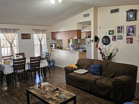 4th image of 5711 BIENVILLE DR