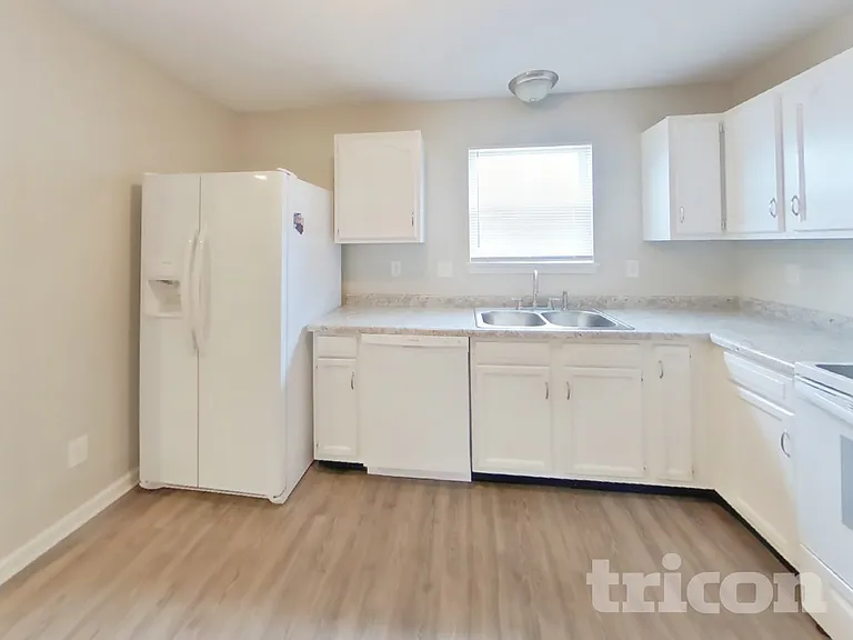 9546 Gull Lake Dr — Photo 5
