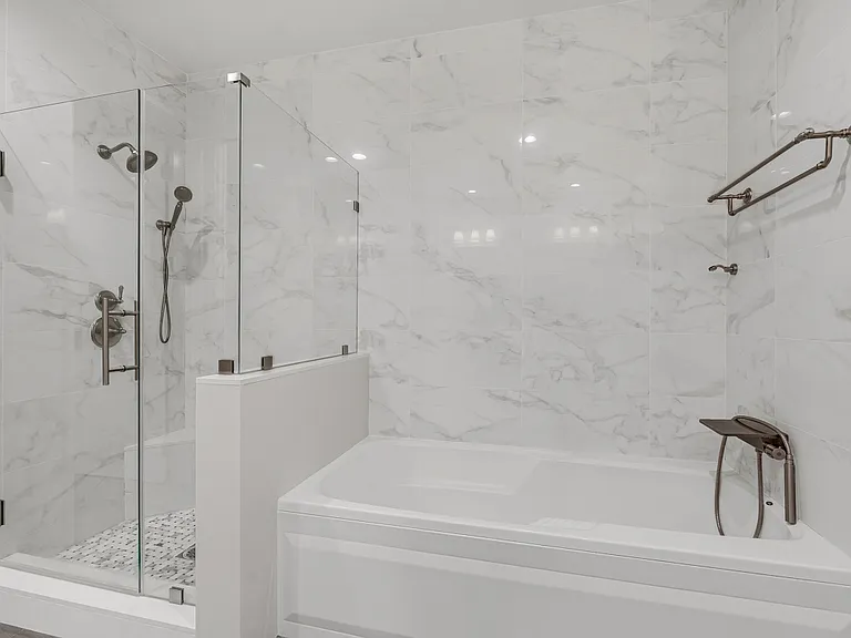 Shower and Full Soaking Tub