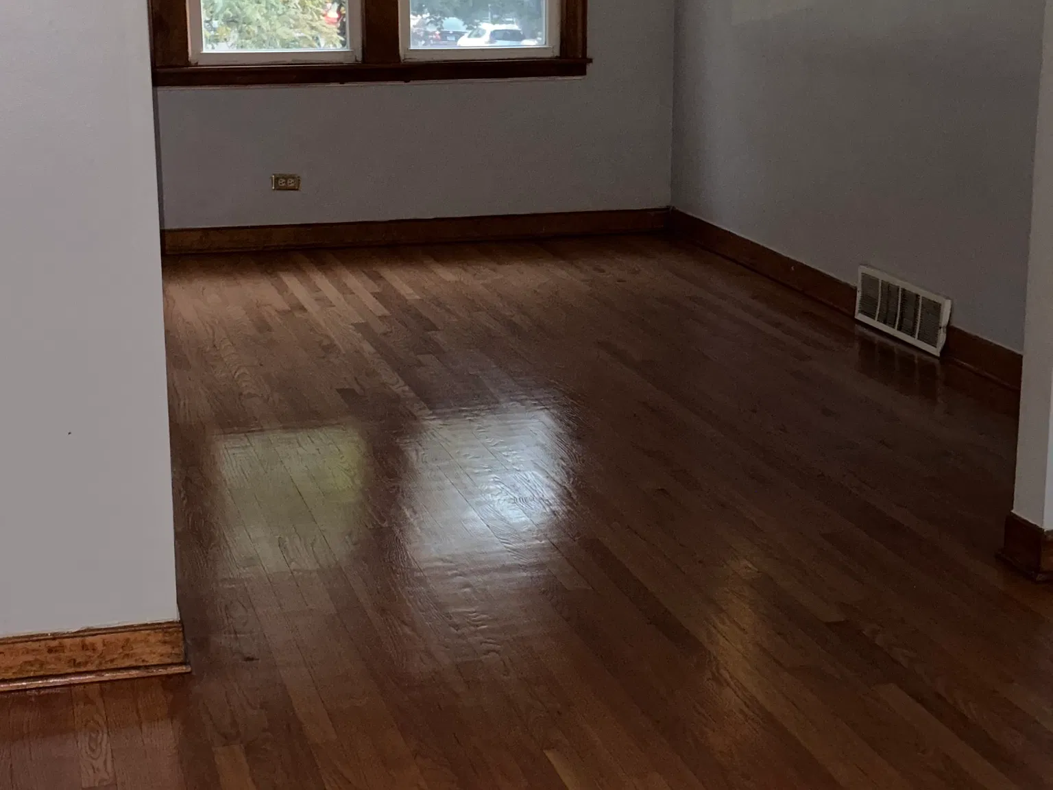 2 bed, 1150 sqft, $1,800 — Photo 3
