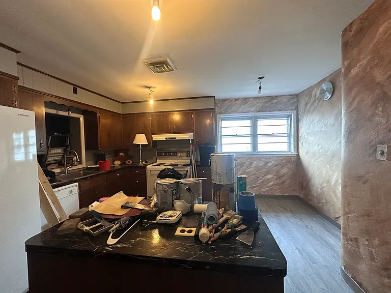 151 S Reading Ave #1 — Photo 1