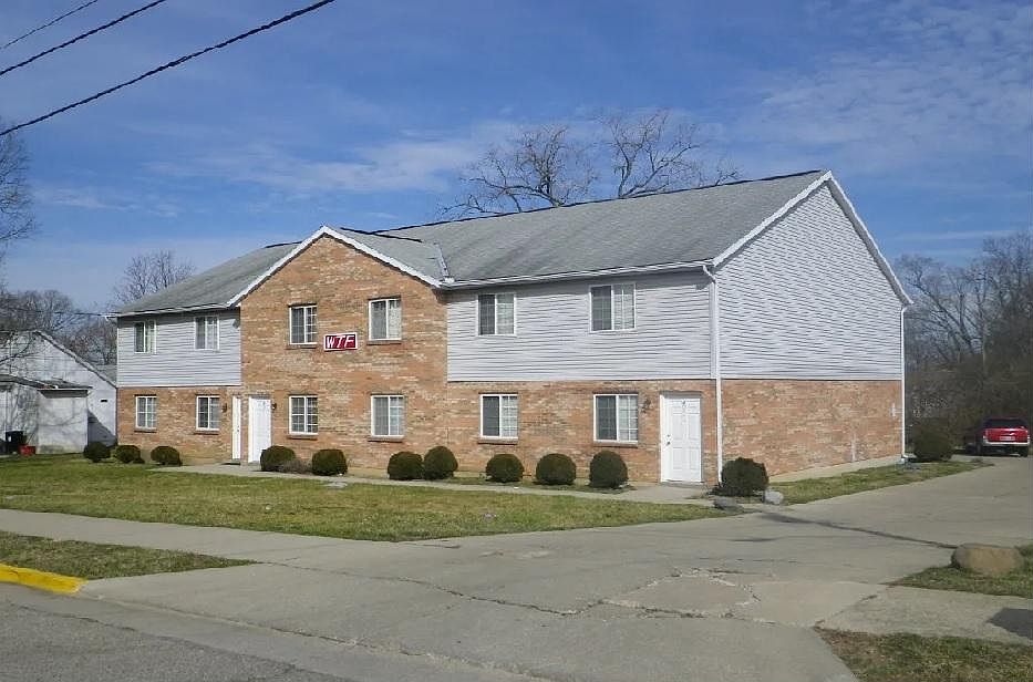 1st image of 405 N Campus Ave