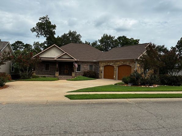 3010 Coldwater Dr