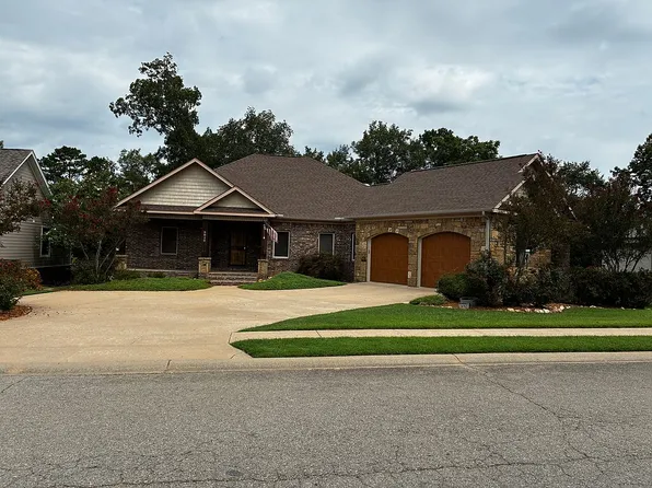 3010 Coldwater Dr, Benton, AR 72019