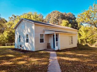 45 Taylor Ln, Henry, TN 38231