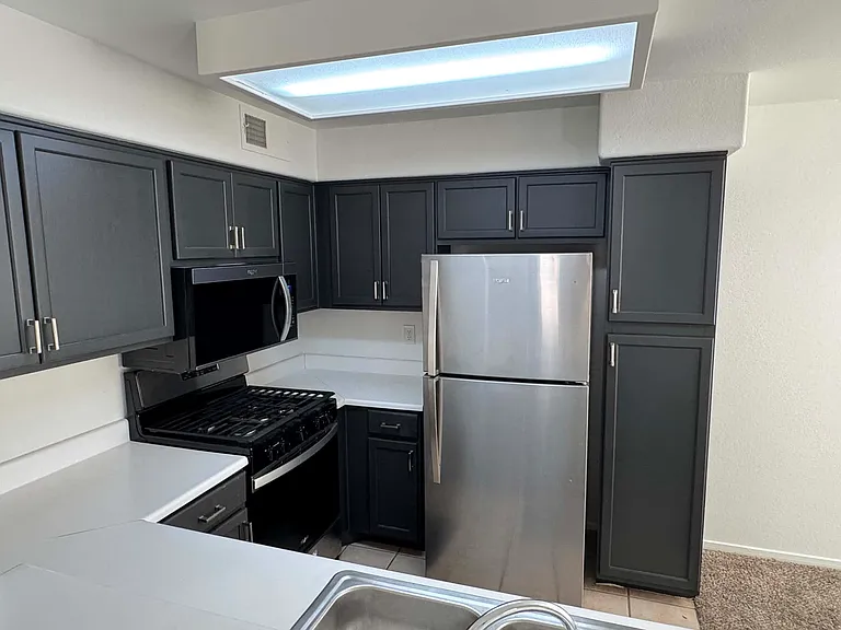 3115 Casey Dr #201 — Photo 4