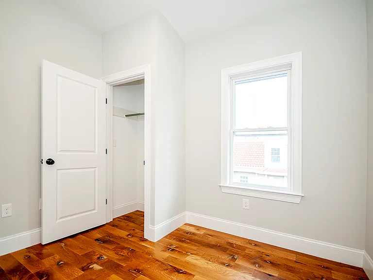 205 Marion St #3 — Photo 7