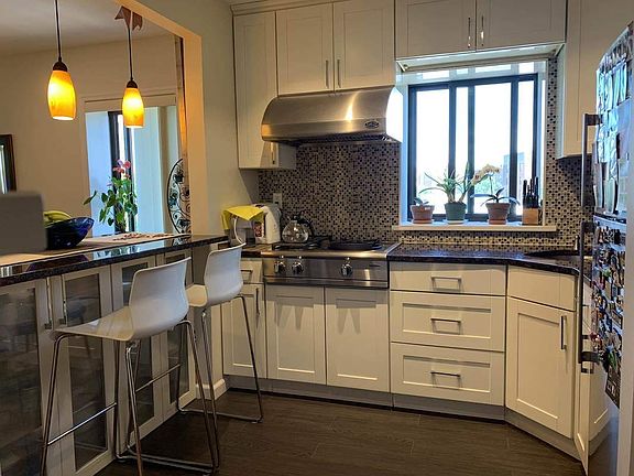 3rd image of 8405 Queens Blvd APT 5C