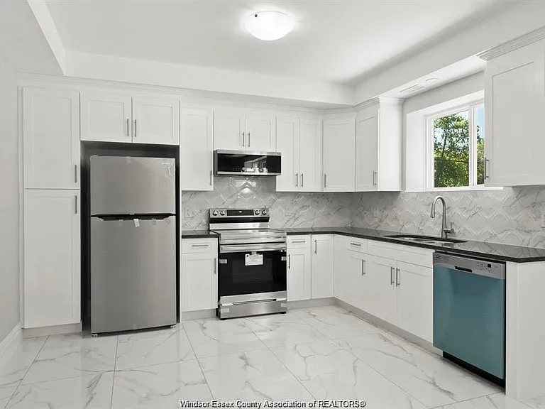 2280 Daytona Ave #C — Photo 4
