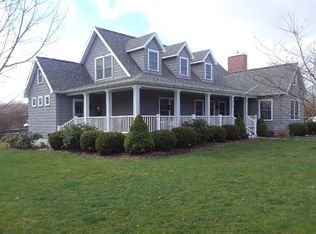 225 Blossom Ln, Southold, NY 11971