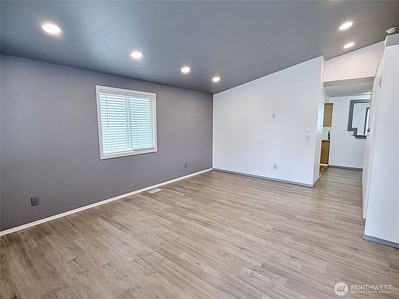 3rd image of 14812 45th Drive NE