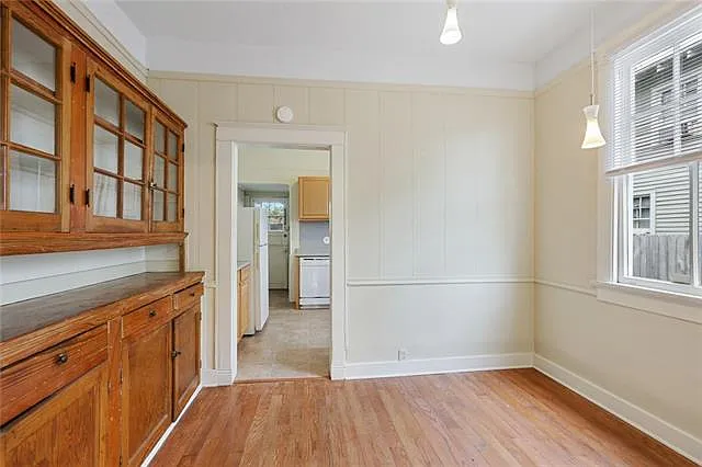 2422 Short St — Photo 5