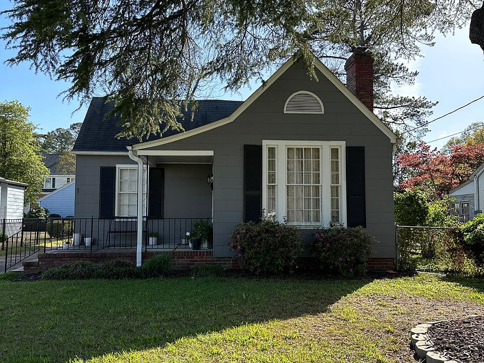 1st image of 105 Hillcrest Ave