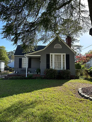 105 Hillcrest Ave Photo 1