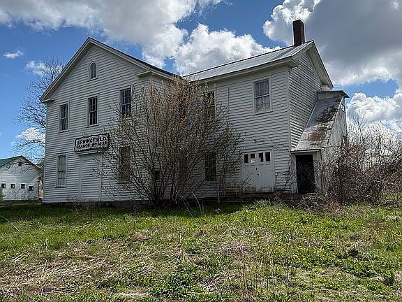 3rd image of 2420 County Highway 31