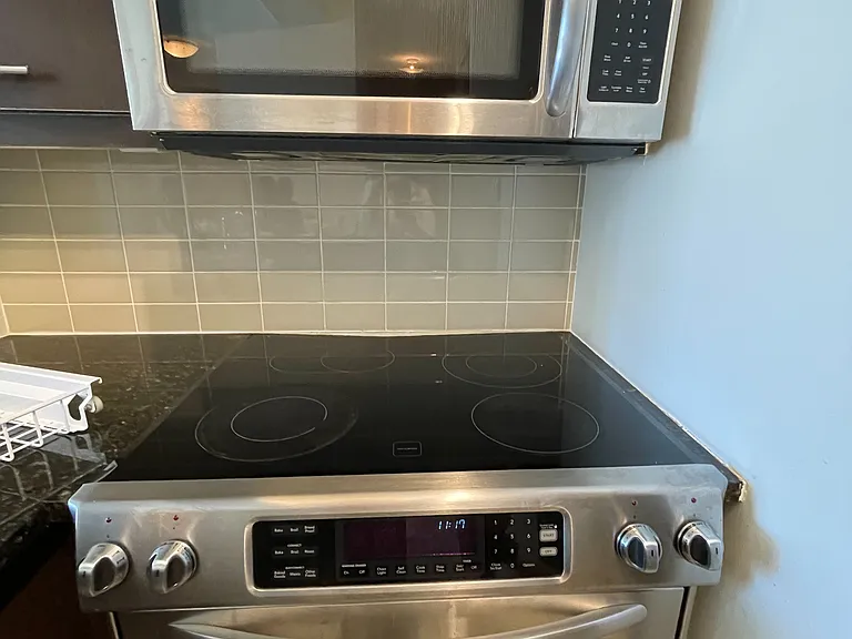 825 Church St #1708 — Photo 8