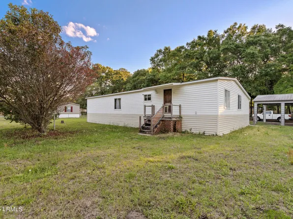 15 Capehart Drive, Beaufort, SC 29906
