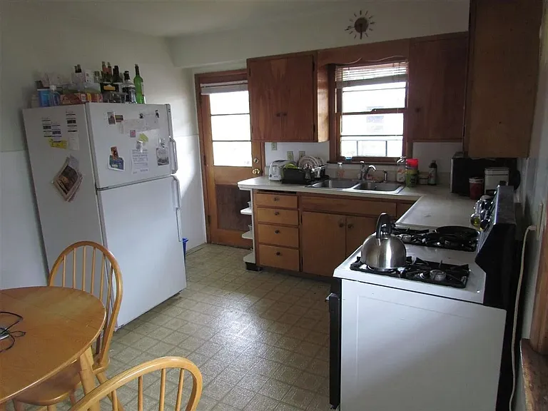 813 S Lincoln St — Photo 4