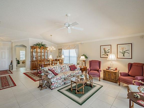 5th image of 2305 Lyndhurst Dr