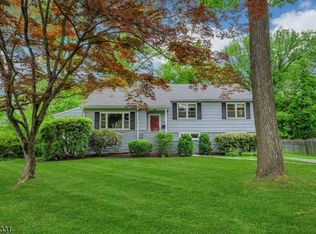 908 Willow Grove Rd, Westfield, NJ 07090