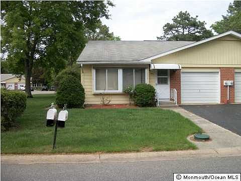 1st image of 105 Hudson Parkway #A