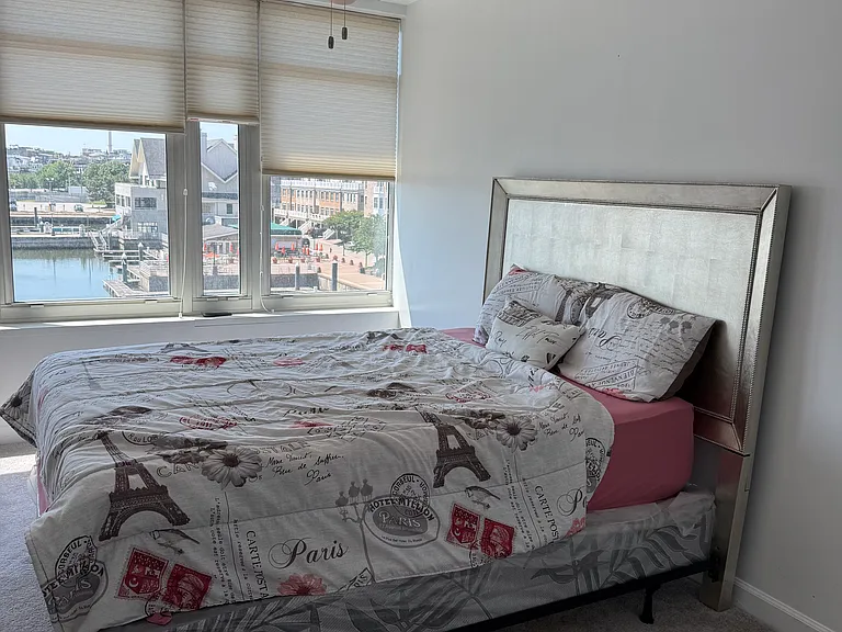 100 Harborview Dr #306 — Photo 18