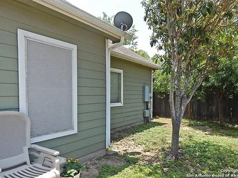 2735 Crown Holw — Photo 12