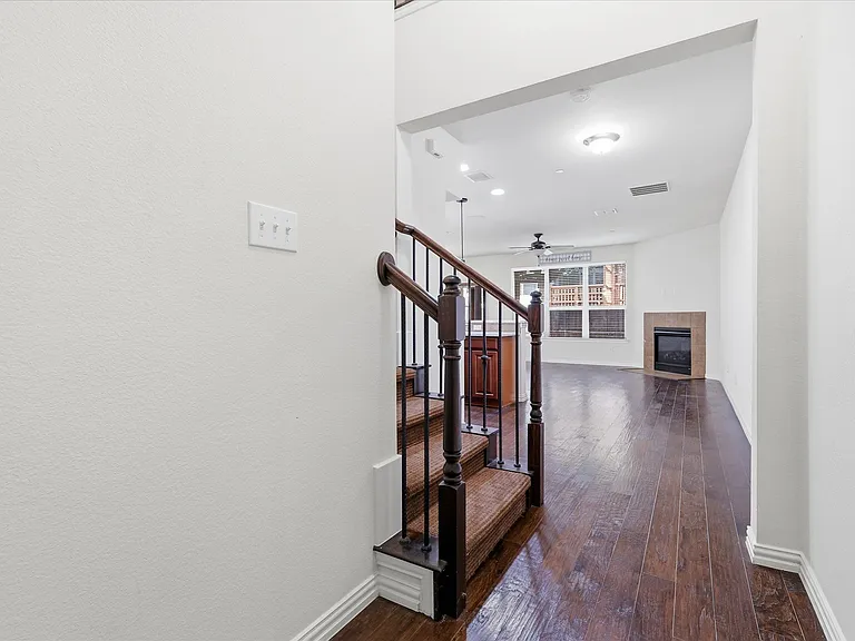 2649 Jacobson Dr — Photo 19