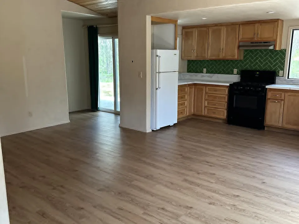 48899 Winners Circle Dr