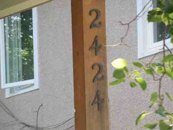 5th image of 2424 Bryant Ave N
