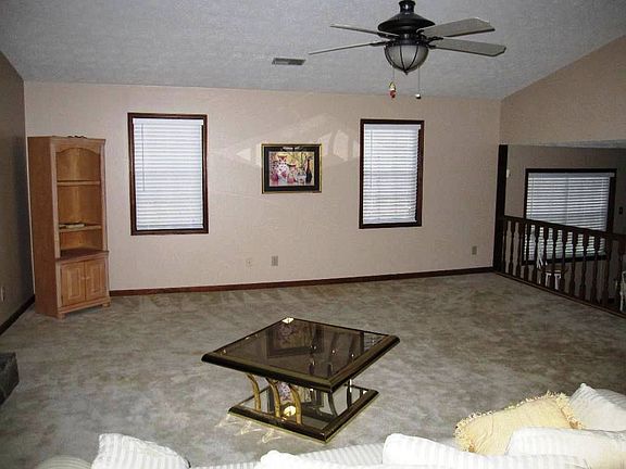 5th image of 141 Omega Dr