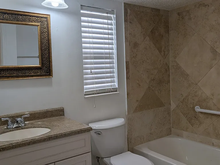 4550 Debbie Ln — Photo 11